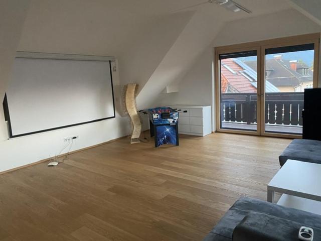Salzburg-Loft Im Stadtteil Leopoldskron-Moos 120Qm Mit Balkon & Untersbergblick Exteriör bild